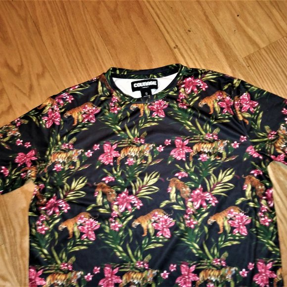 Courage Clothing Co. floral crewneck shirt - Picture 3 of 8
